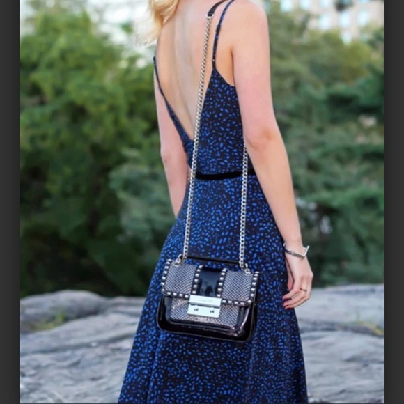 Blue and black maxi dress with low back - Picture 2 of 7